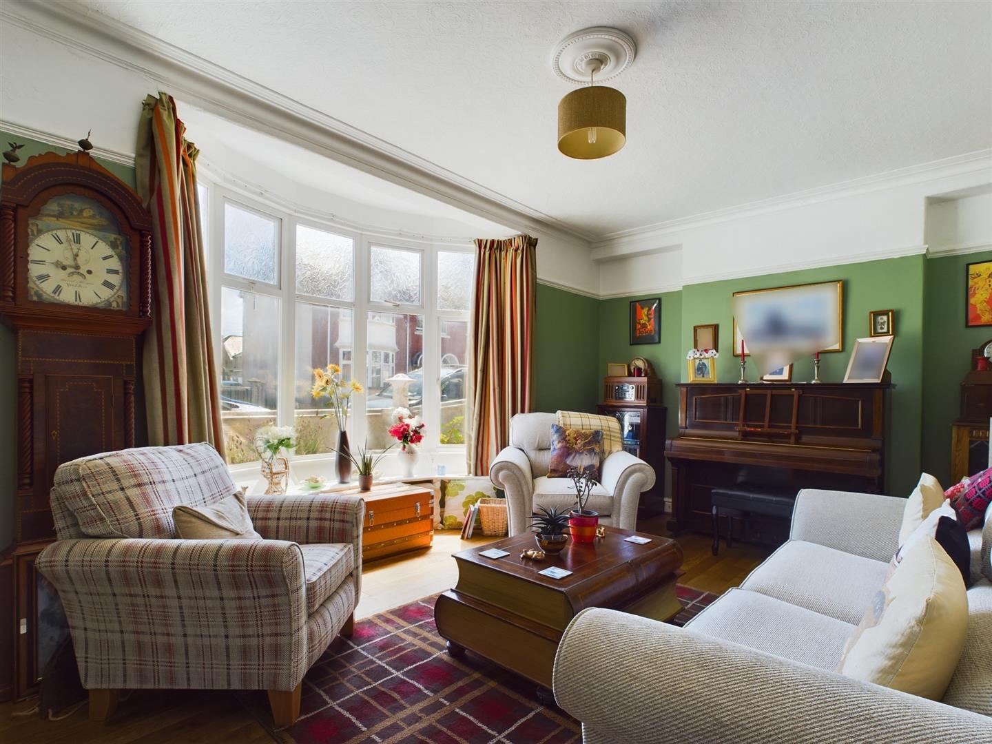 Park Avenue, Porthcawl McHattons Estate Agents, Bridgend